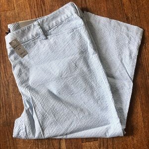 NWT Lands End Pin Stripe Seersucker Crop Pants